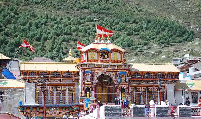 Kedarnath, Badrinath & Tungnath | Delhi | Group travel experience